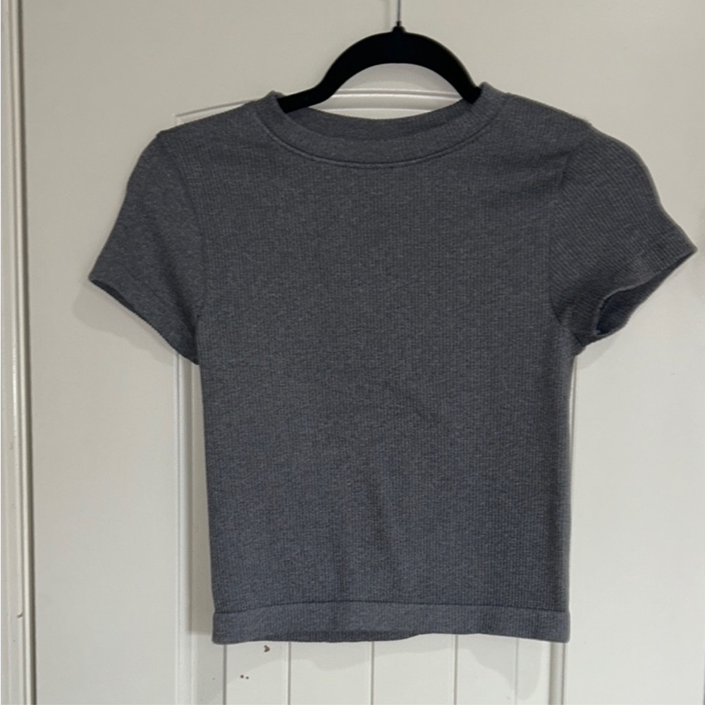 Old Navy Gray Crop Ribbed Top Fitted Crew Neck